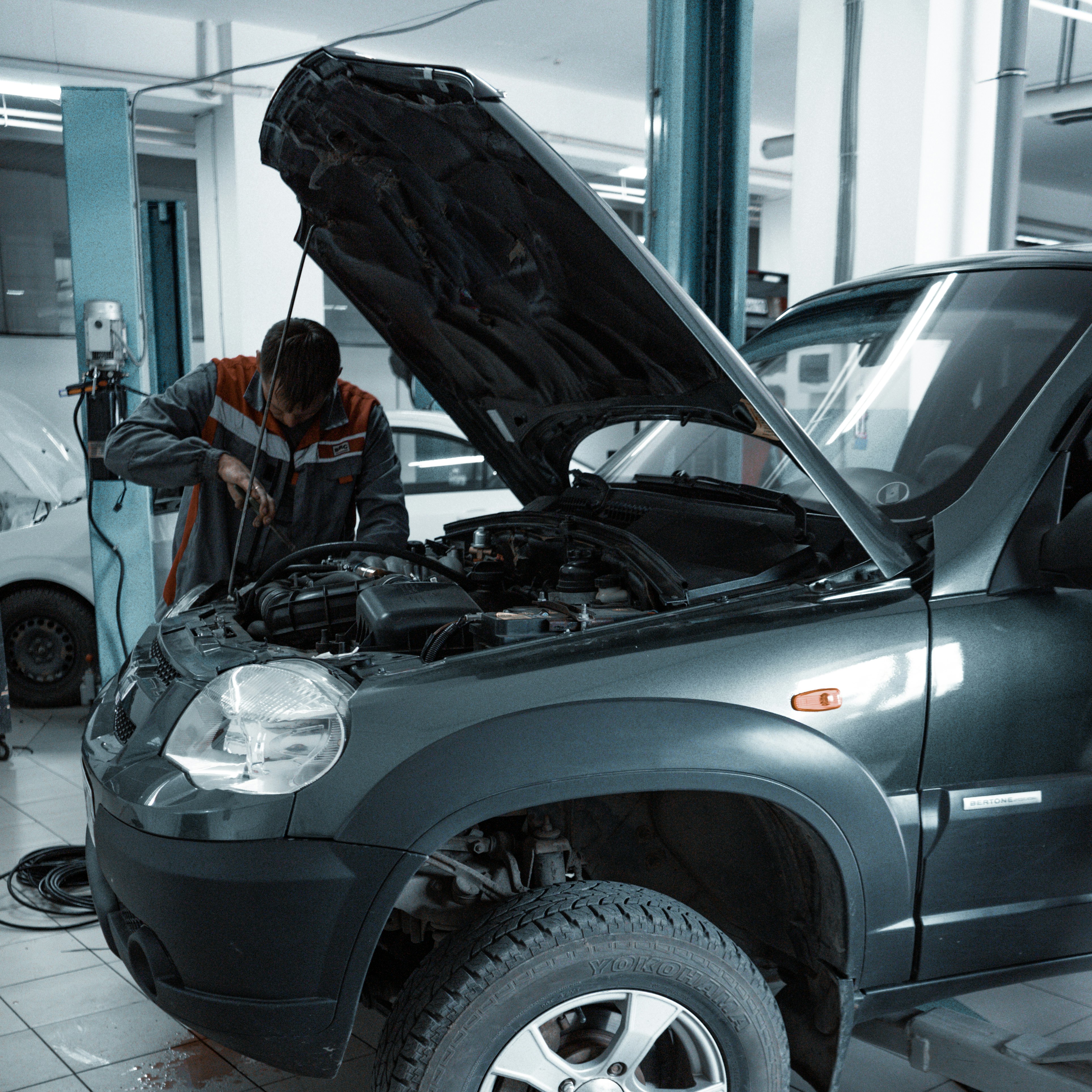 Modern Auto Workshop